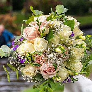 Florists / Bouquet Services